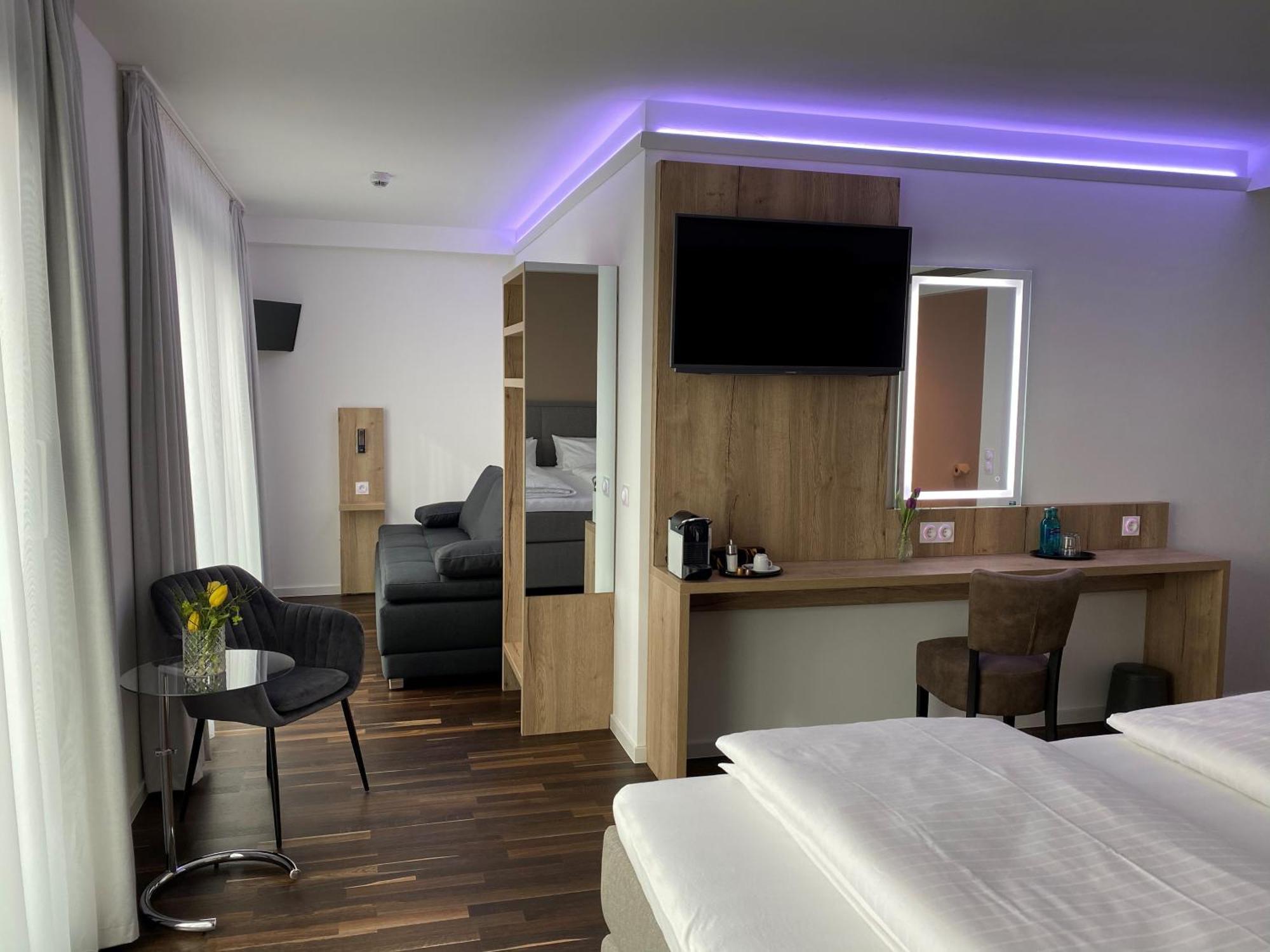 Hotel B4 Лимбург-ан-дер-Лан Номер фото